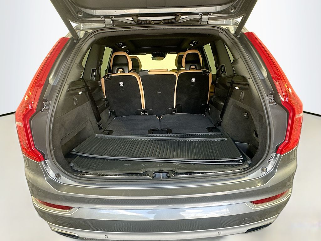 Thumbnail: 2017 Volvo XC90 - 26