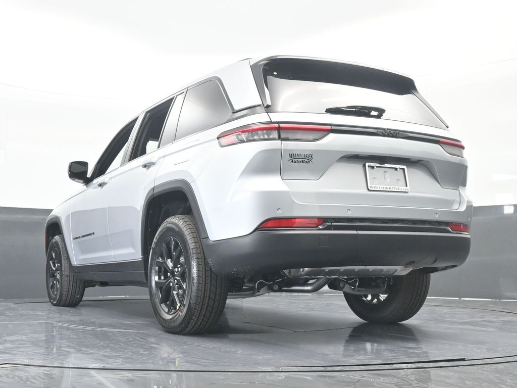 New 2025 Silver Zynith Jeep Altitude X image 52