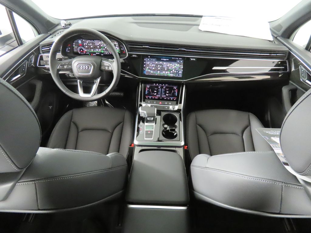 Thumbnail: 2026 Audi Q7 - 11