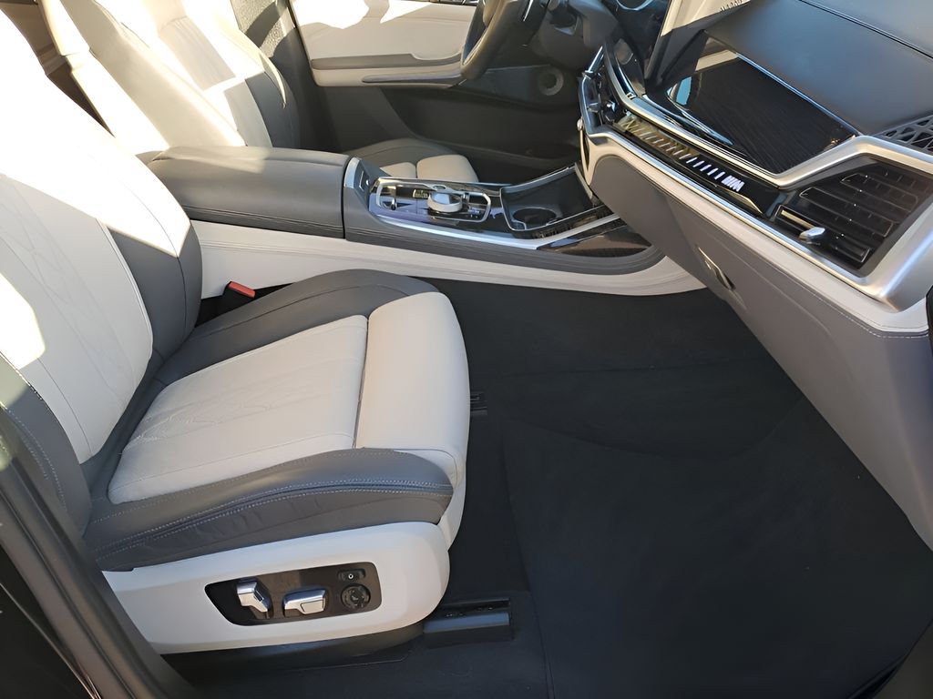 Used Car 2023 Bmw X7  M60i For Sale Under $70,000 In Austin, Texas