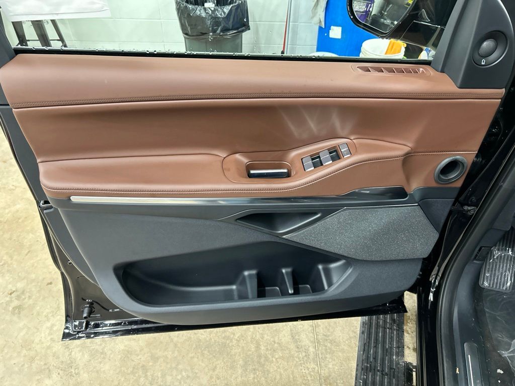 new 2026 Lincoln Navigator car, priced at $99,868