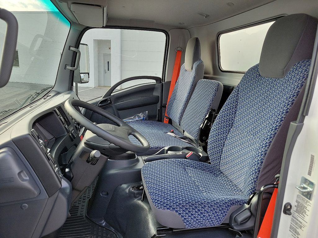 2024 Chevrolet 4500 HG LCF Gas Base - 9