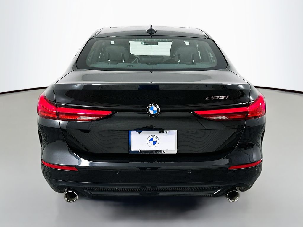 Thumbnail: 2024 BMW 2 Series - 6