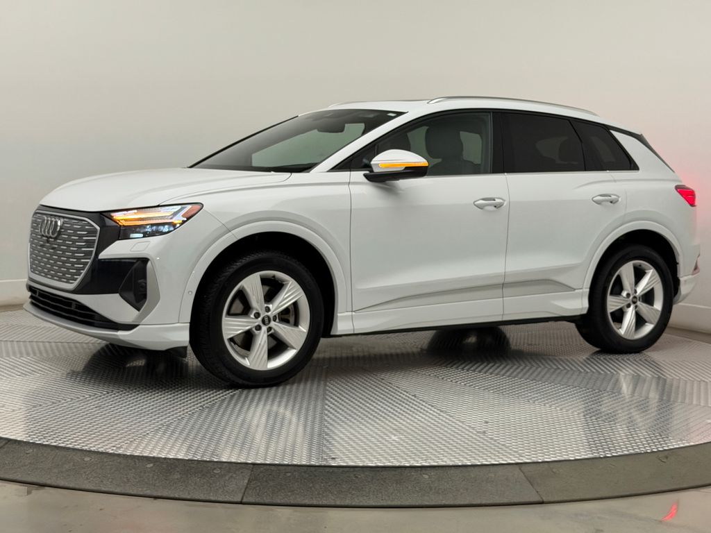 Thumbnail: 2023 Audi Q4 e-tron - 5