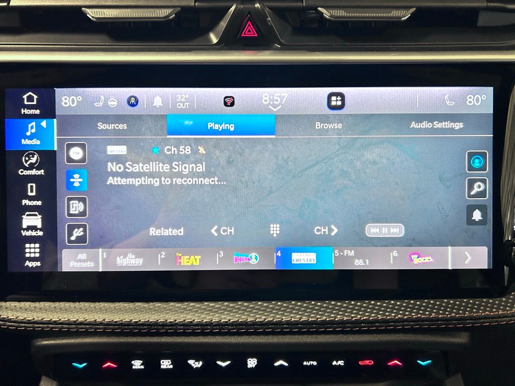 new 2026 Jeep Cherokee car, priced at $43,185