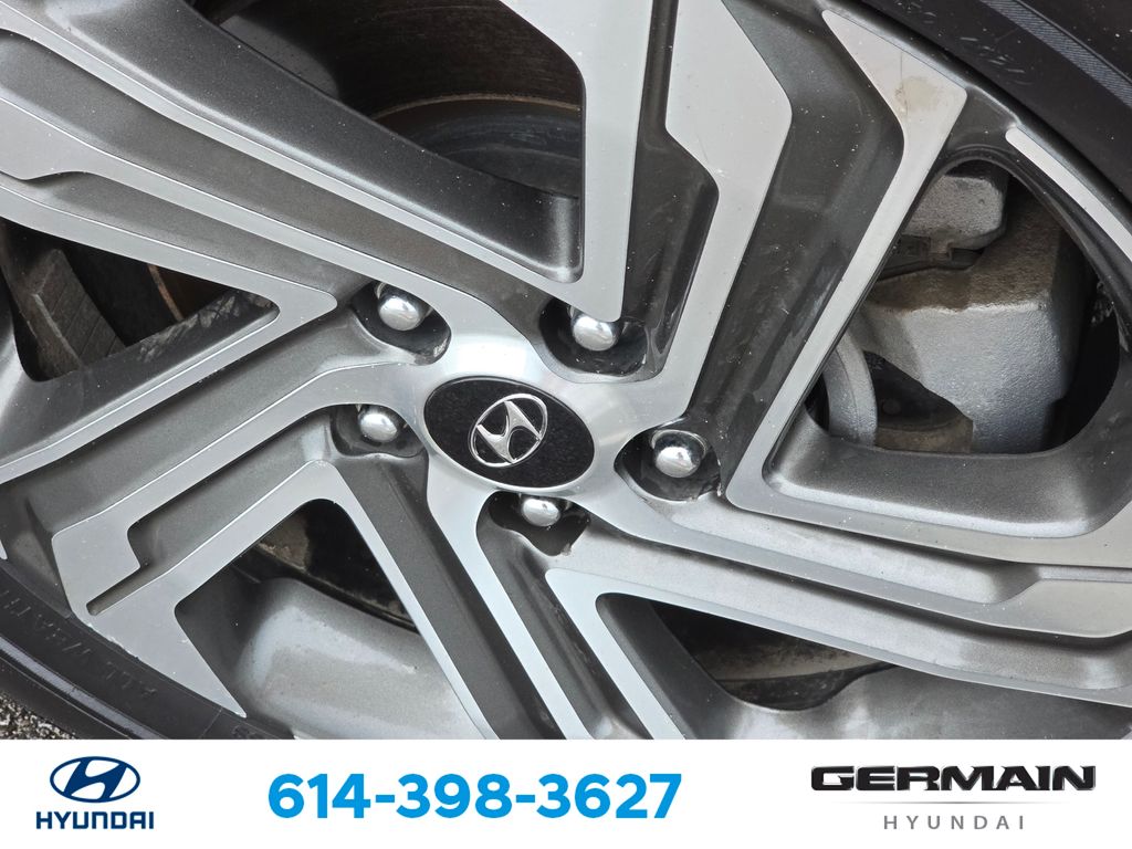 Used 2023 Gray Hyundai SEL image 13