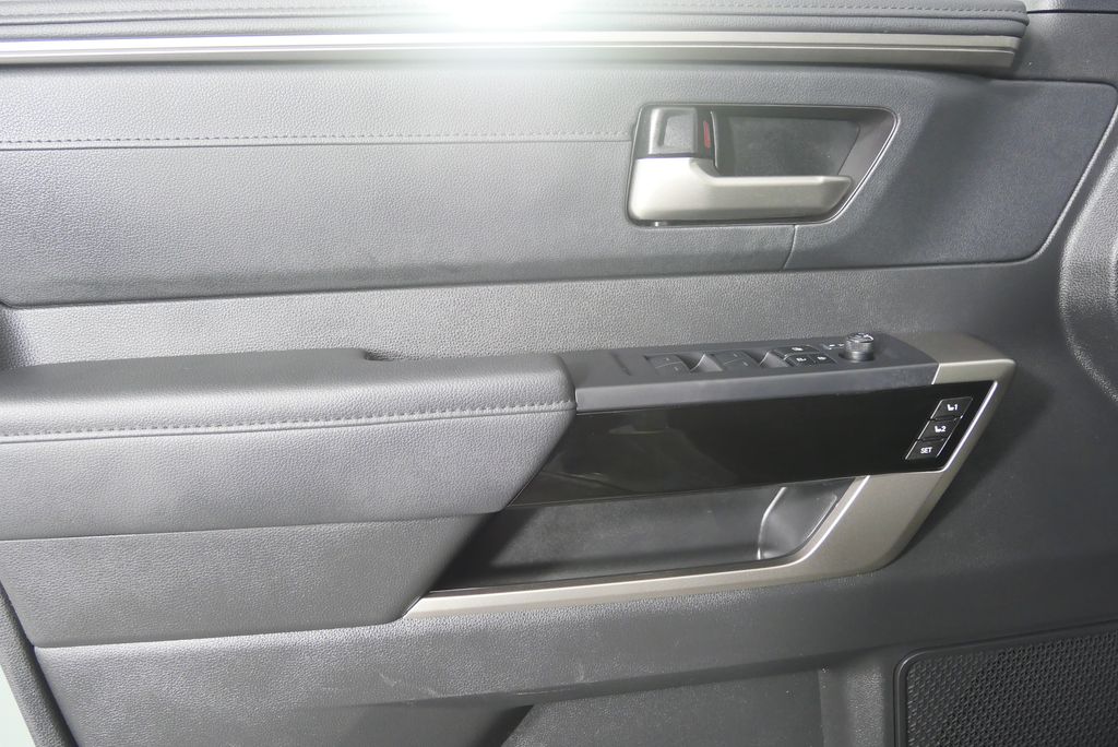 Thumbnail: 2024 Toyota Tundra - 12