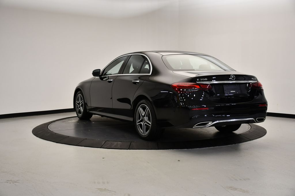 Thumbnail: 2022 Mercedes-Benz E-Class - 3