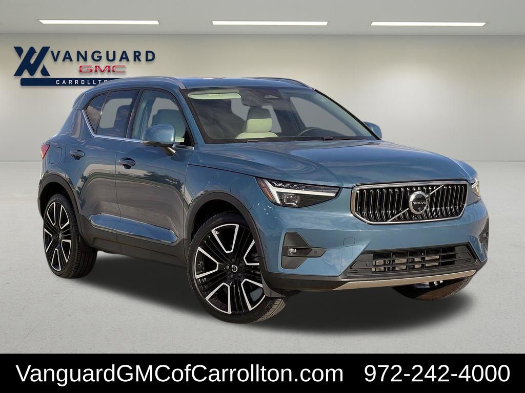 Blue Metallic 2024 Volvo XC40 SUV / Crossover All-Wheel Drive Automatic