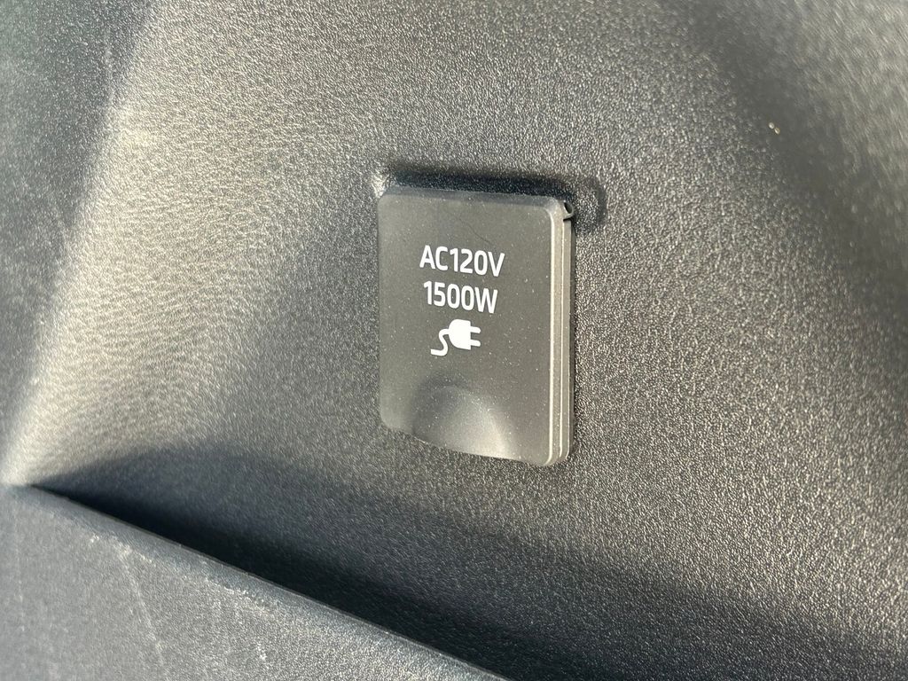 Used 2025 Toyota Sienna Van