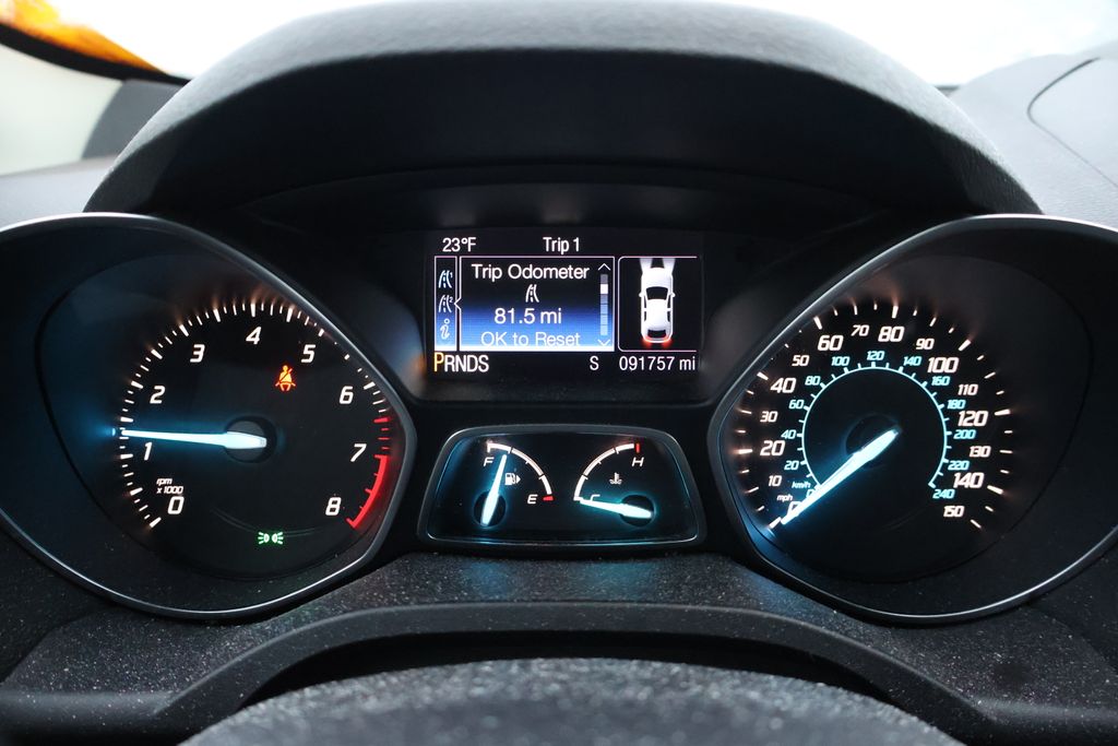 Thumbnail: 2013 Ford Escape - 18