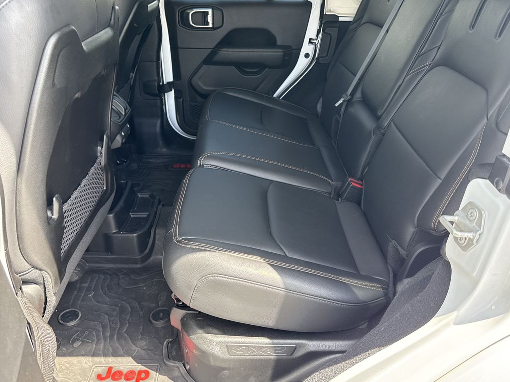 2024 Jeep Wrangler Sahara 4xe White at River Oaks CDJR