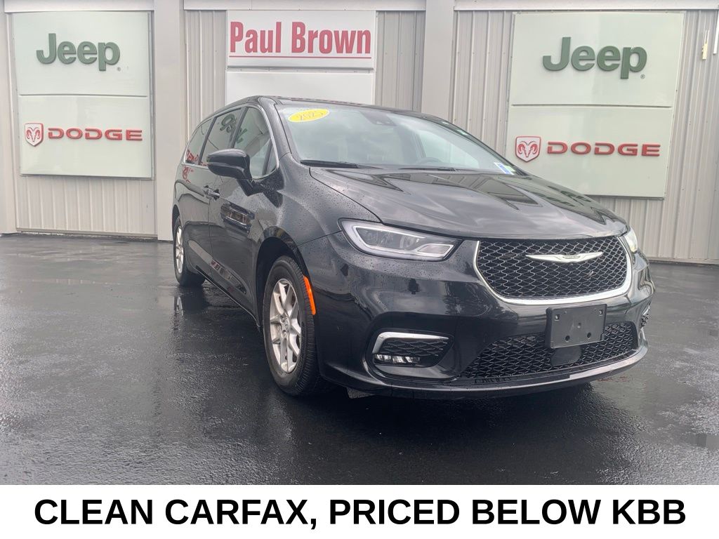 2025 Chrysler Pacifica Select FWD