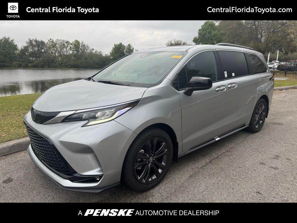 2024 Toyota Sienna XSE -
                Orlando, FL