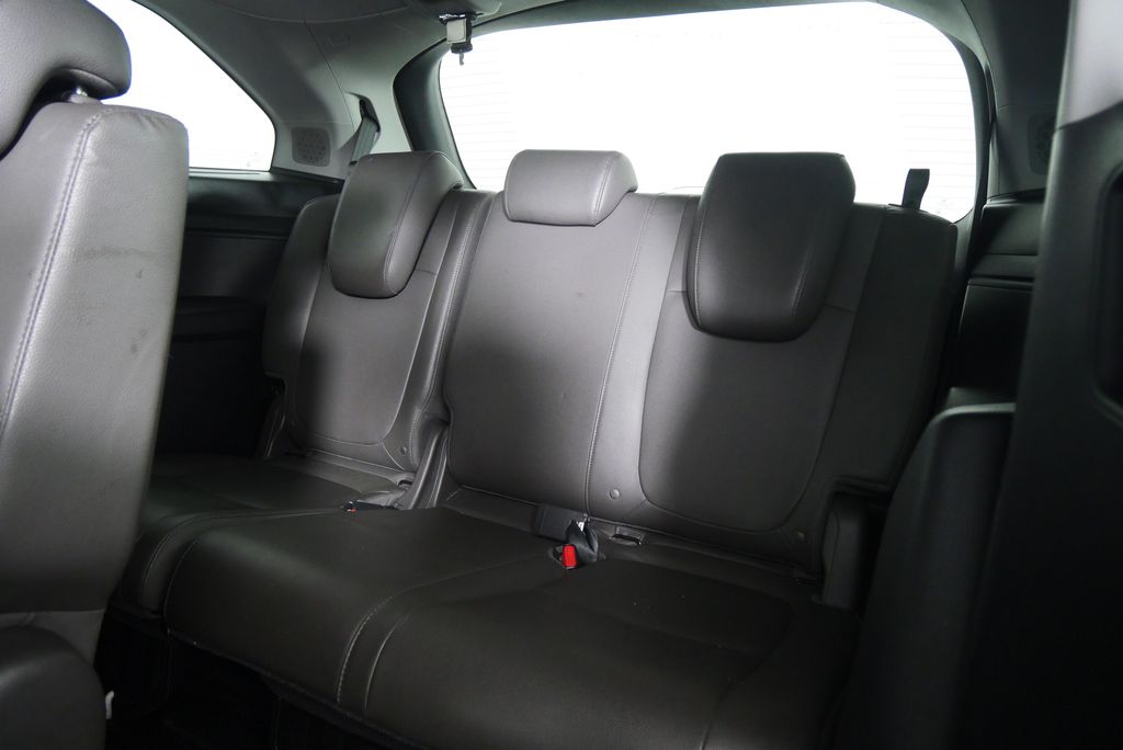 Thumbnail: 2019 Honda Odyssey - 16