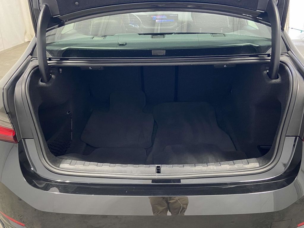 Used 2024 BMW 3 Series 330i Used 2024 BMW 3 Series 330i