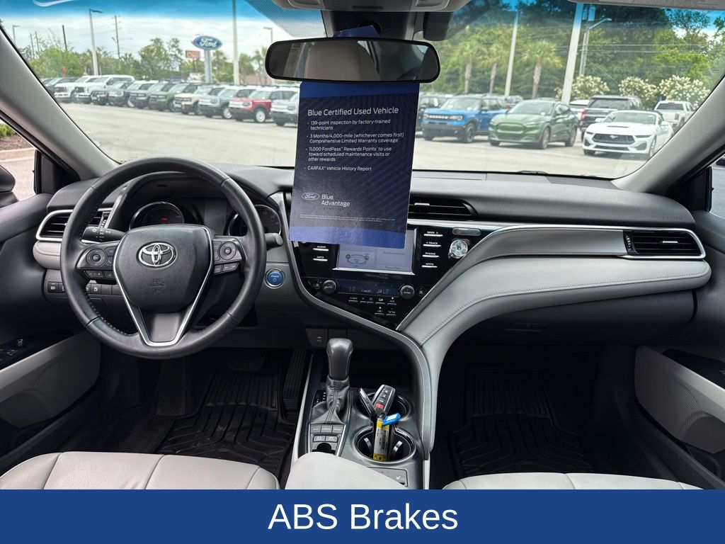 2018 Toyota Camry Hybrid SE