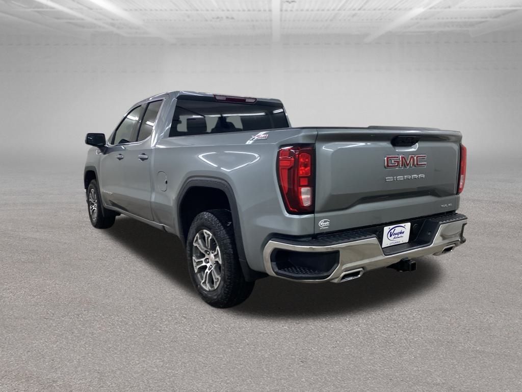 2025 GMC Sierra 1500 SLE photo