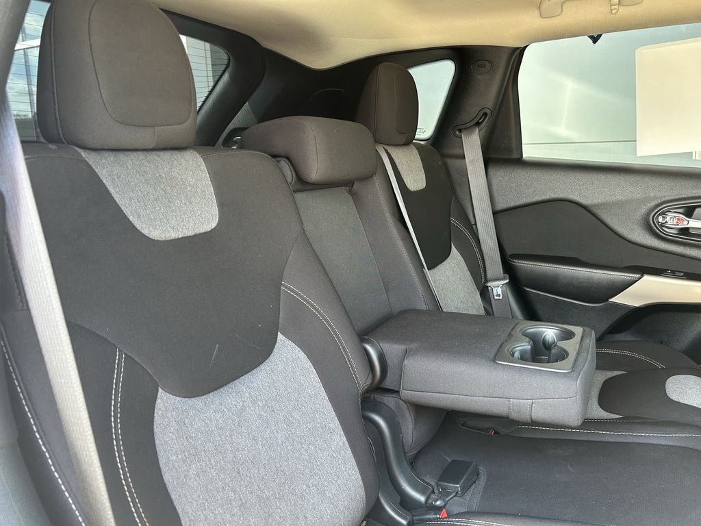 2018 Jeep Cherokee Latitude