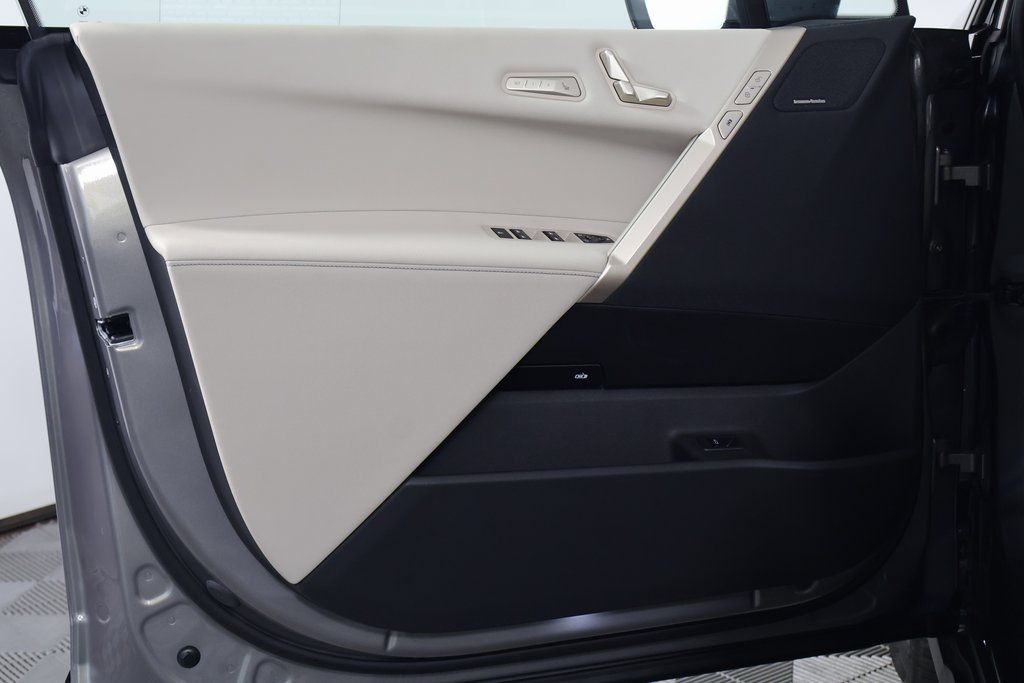 Thumbnail: 2025 BMW iX - 12