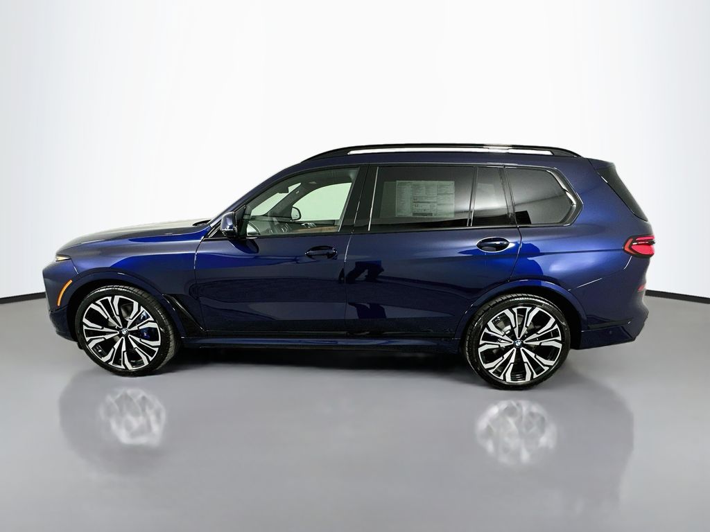 Thumbnail: 2027 BMW X7 - 8