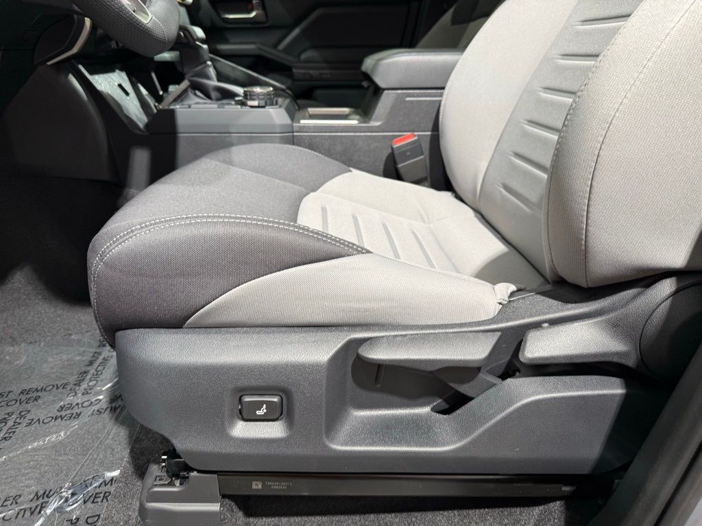 Thumbnail: 2025 Toyota Tacoma - 13