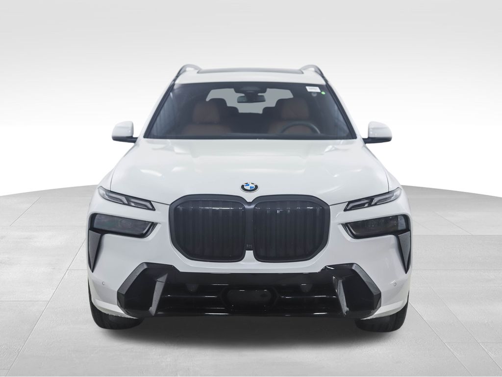Thumbnail: 2026 BMW X7 - 8