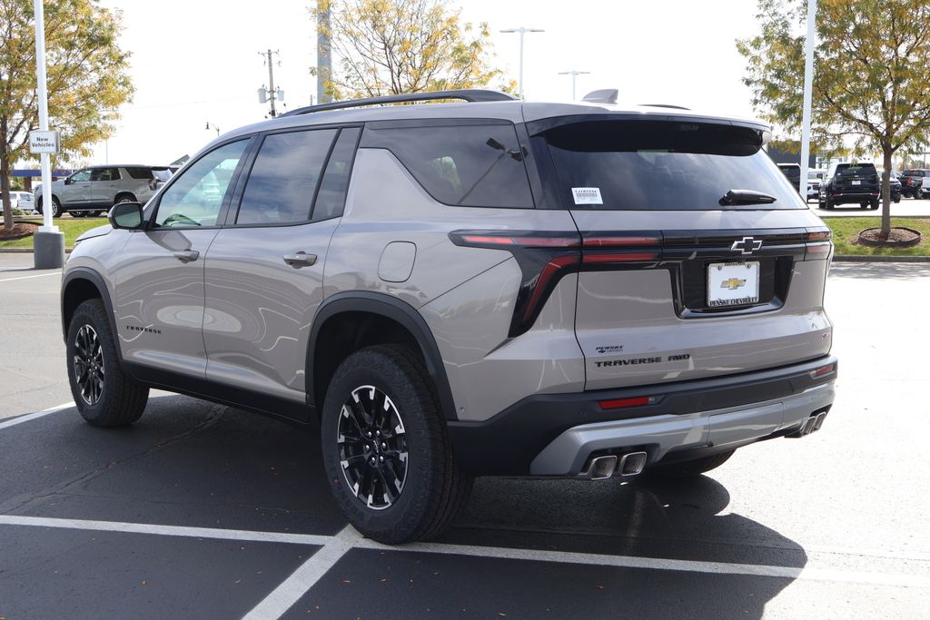 Thumbnail: 2026 Chevrolet Traverse - 5