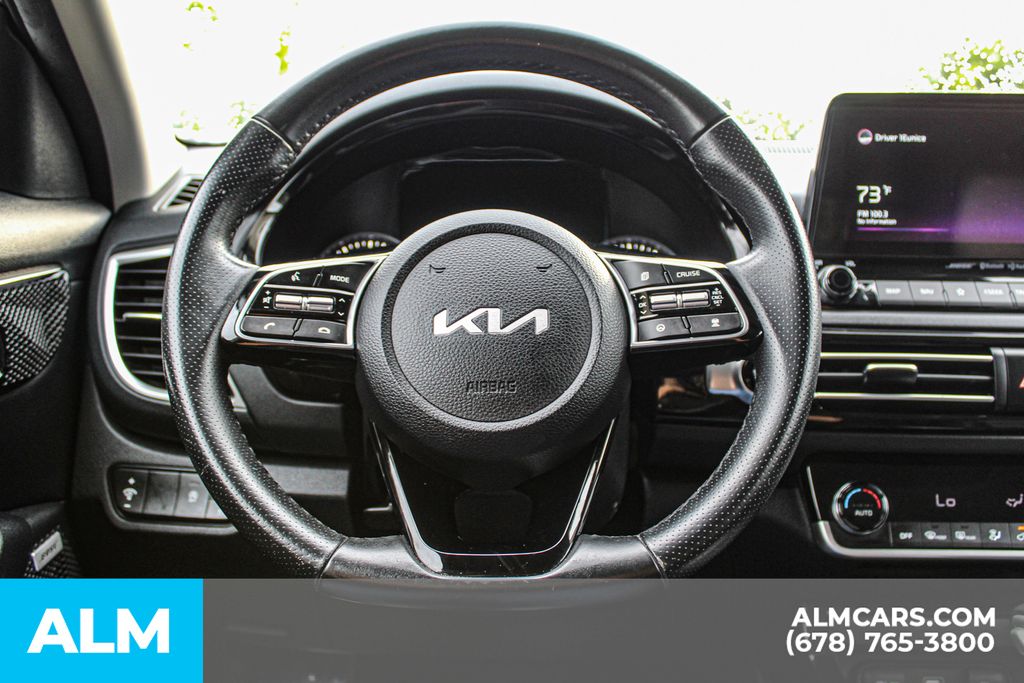Used 2022 Gray Kia SX image 25