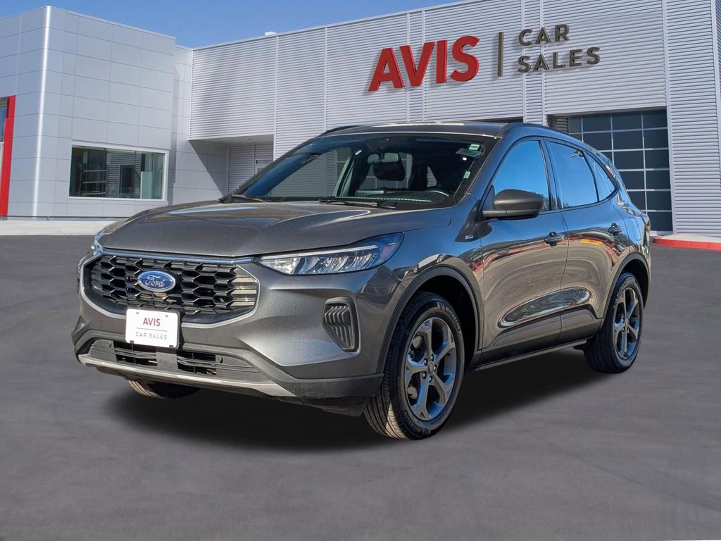2025 Ford Escape ST-Line AWD