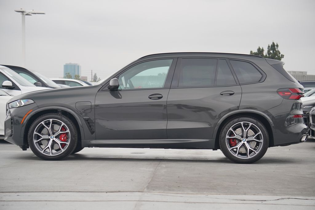 Thumbnail: 2026 BMW X5 - 4