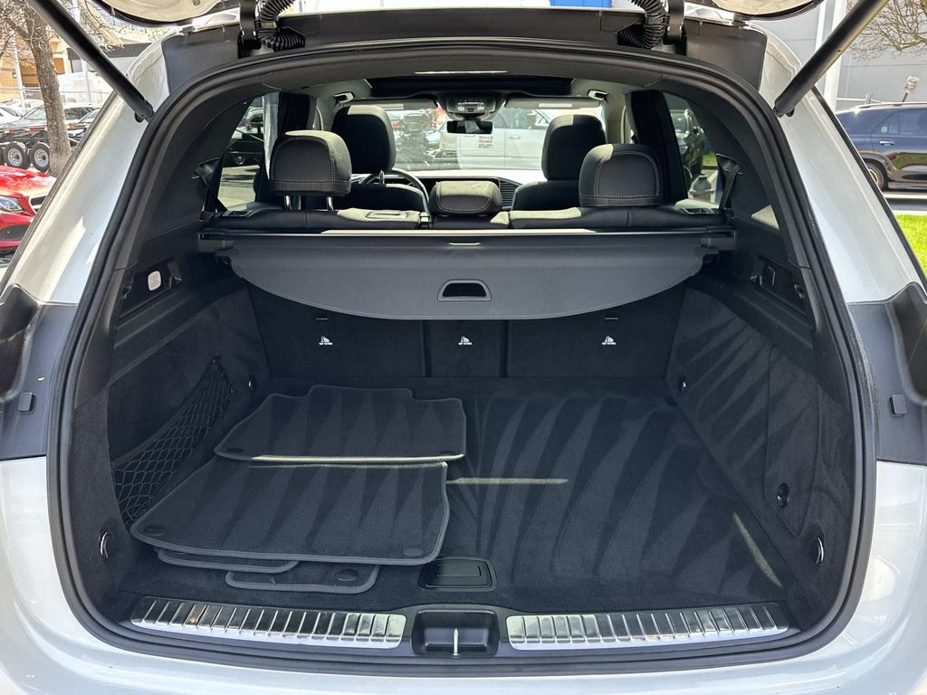 Thumbnail: 2025 Mercedes-Benz GLE - 24