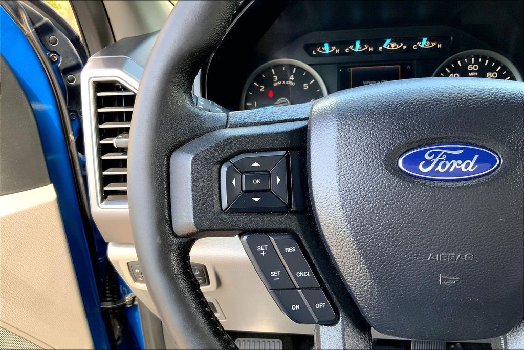 Used 2019 Blue Ford XLT image 17