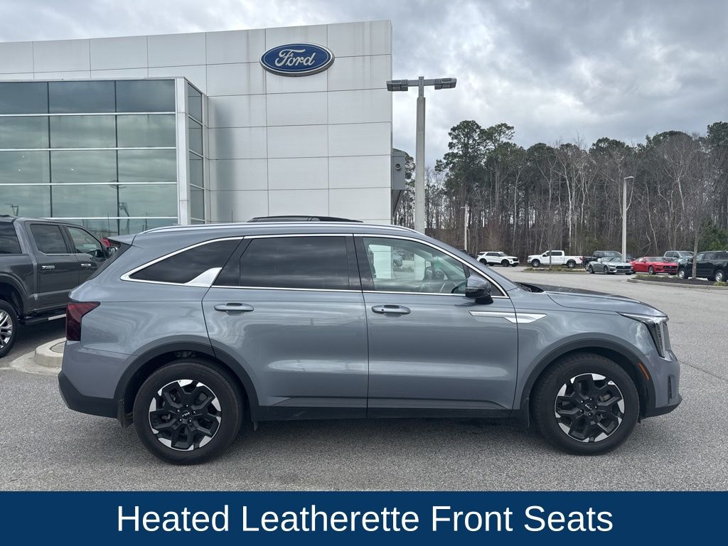 2024 Kia Sorento S