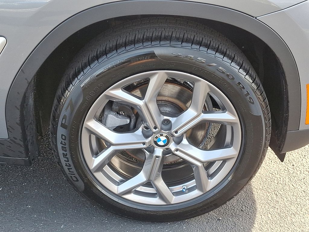 Thumbnail: 2023 BMW X3 - 8