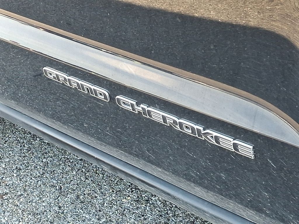 Thumbnail: 2019 Jeep Grand Cherokee - 4