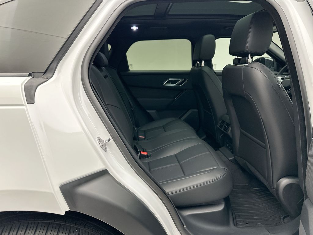 Thumbnail: 2026 Land Rover Range Rover Velar - 6
