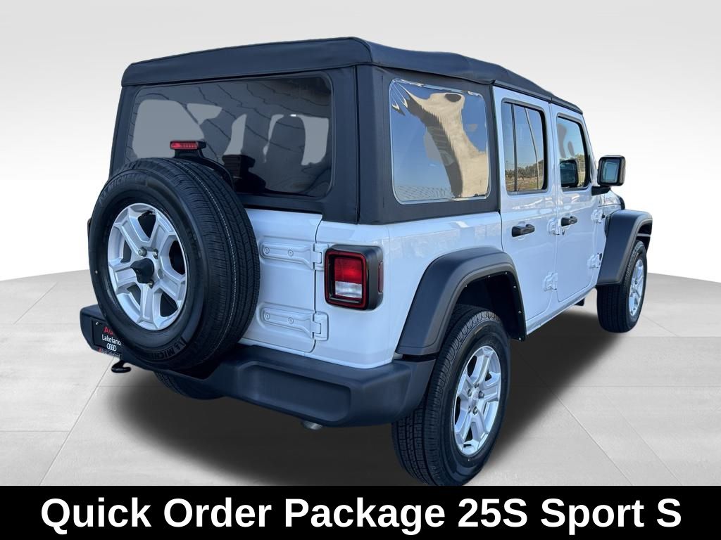 Used 2022 White Jeep Unlimited Sport S image 5