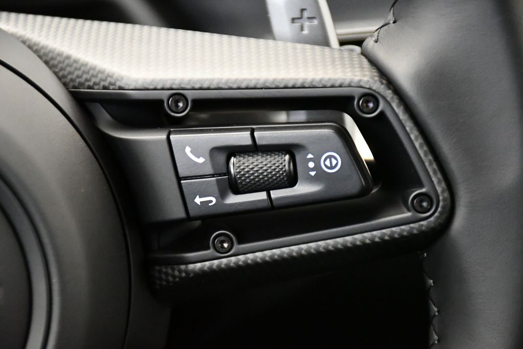 Thumbnail: 2025 Porsche 911 - 24