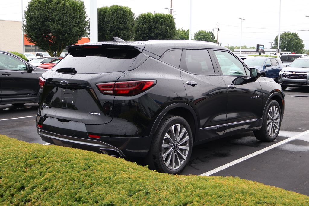 Thumbnail: 2023 Chevrolet Blazer - 8