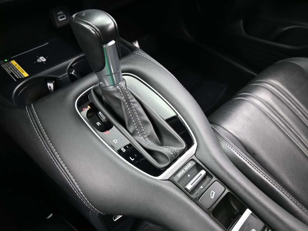 Used 2023 Black Honda EX-L image 29