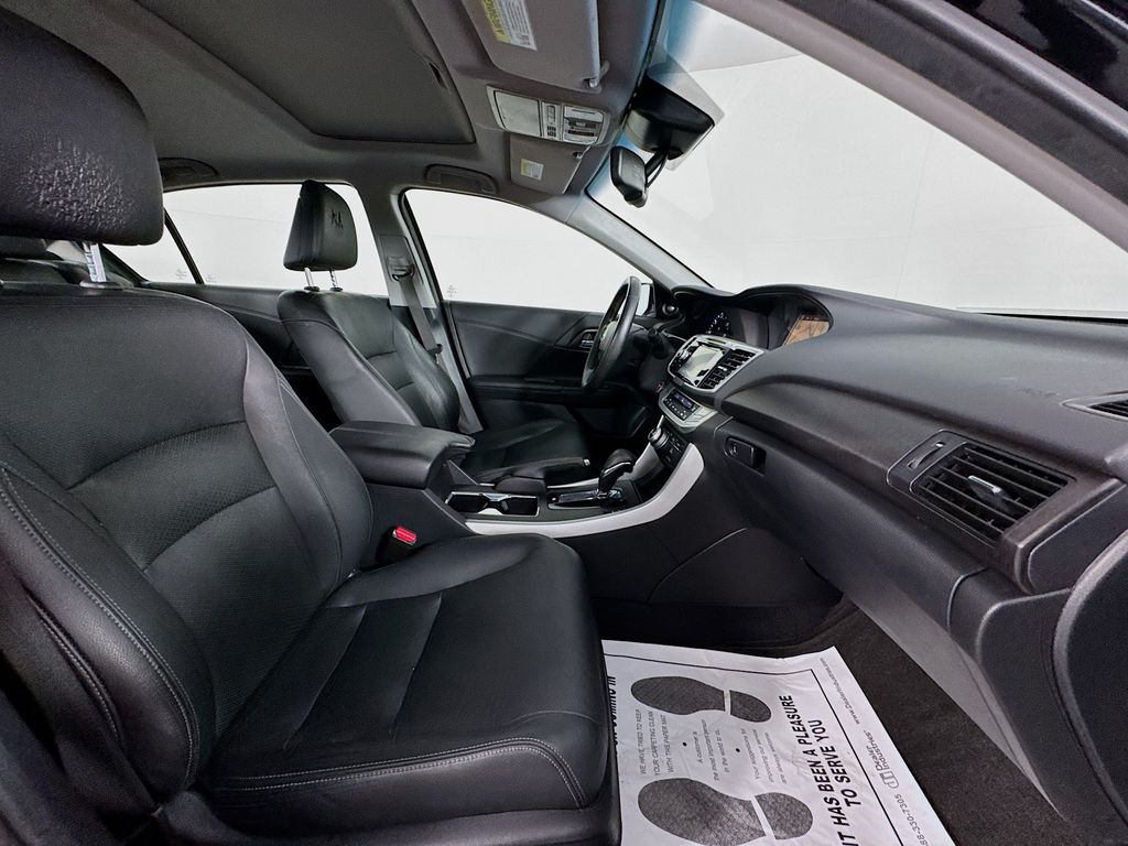 Used Car 2015 Honda Accord Hybrid  Touring For Sale Under $20,000 In Austin, Texas