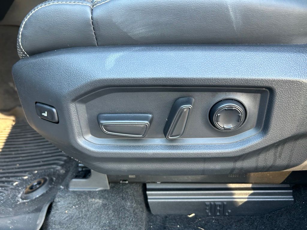 Thumbnail: 2024 Toyota Sequoia - 16