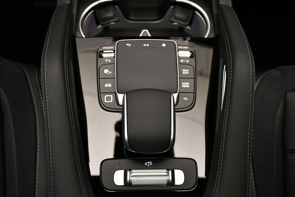 Thumbnail: 2026 Mercedes-Benz GLE - 32