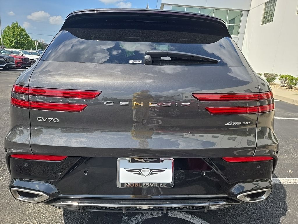 Thumbnail: 2026 Genesis GV70 - 7