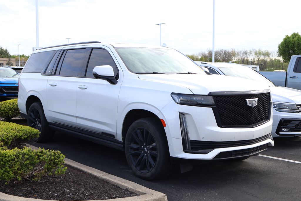 2021 Cadillac Escalade ESV Sport 3