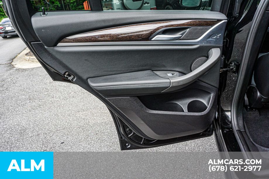 Used 2025 Black BMW xDrive30i image 51
