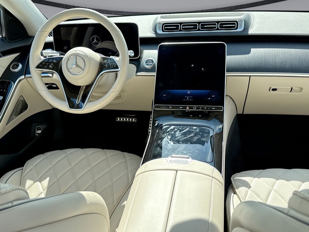 Thumbnail: 2024 Mercedes-Benz S-Class - 16