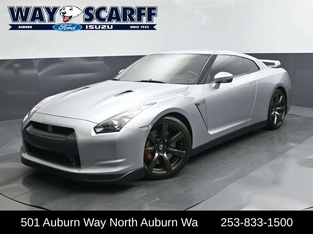 2011 Nissan GT-R GT-R Premium's photo