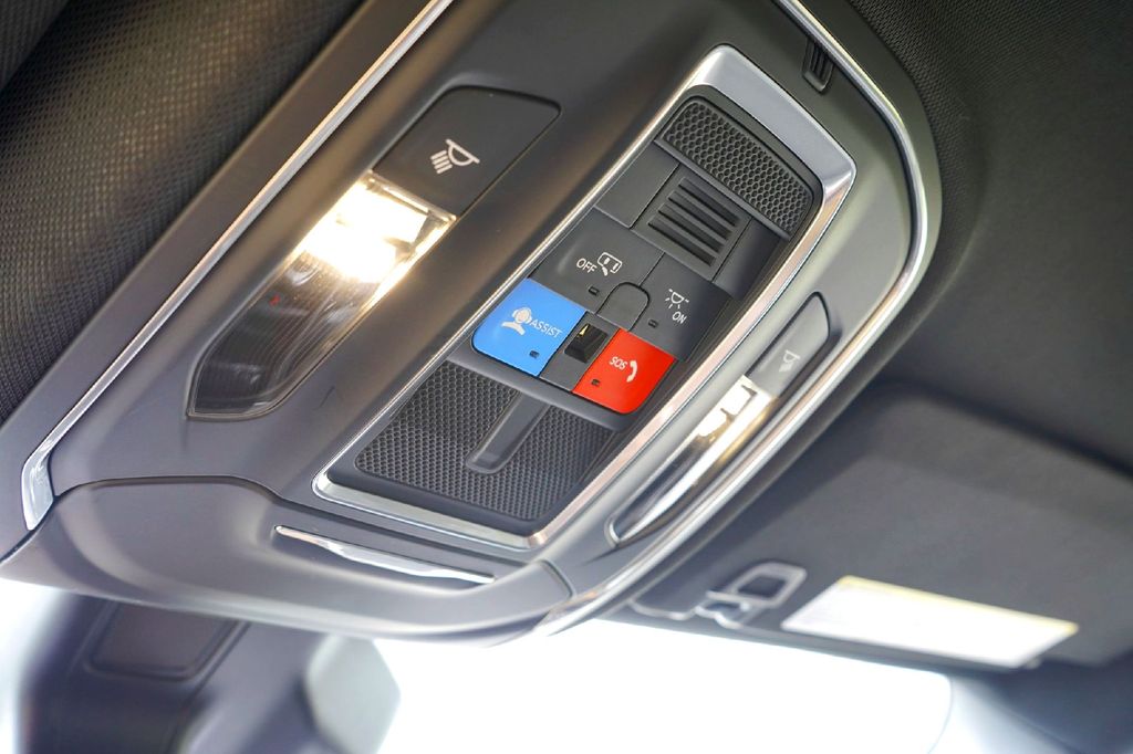 New Car 2025 Jeep Grand Cherokee  Laredo For Sale Under $30,000 In Taylor, Texas